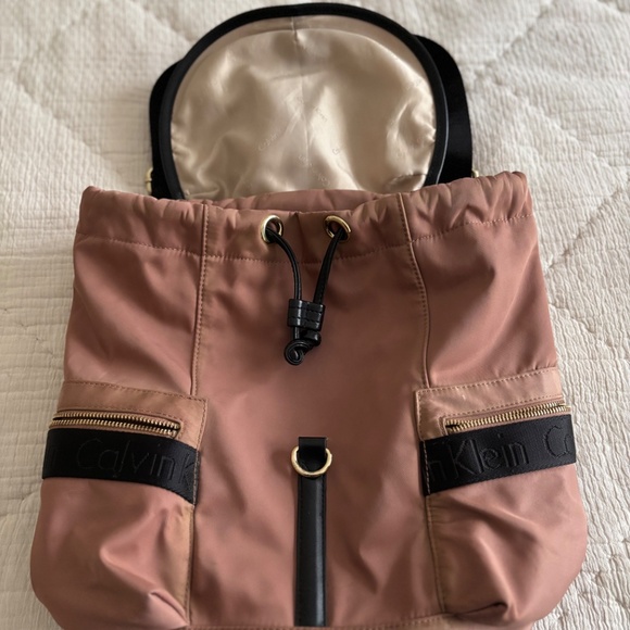 Calvin Klein Backpack for Your Everyday Needs. Lightness and Style - Picture 10 of 13